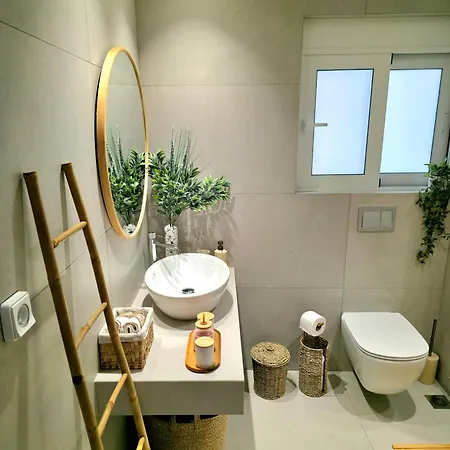 Center Luxury Spacious A&m Ii Appartamento