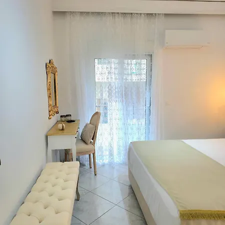 Center Luxury Spacious A&m Ii Rhodes City